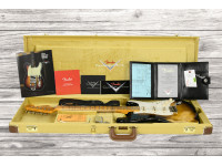Fender Custom Shop Stratocaster 1957 Heavy Relic Aged 2-Color Sunburst Fender Custom Shop Stratocaster 1957 Heavy Relic Aged 2-Color Sunburst